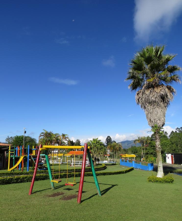 Finca Recreacional Marcelandia Santa Rosa de Cabal Εξωτερικό φωτογραφία